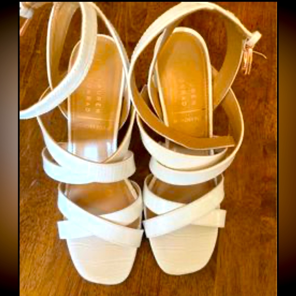 Lauren Conrad white sandals only worn once
